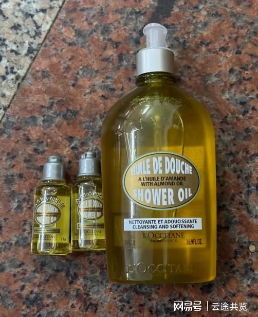 实测！6 款换季锁水养出水光肌！AG真人娱乐沐浴露推荐假滑克星(图3)